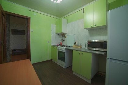 44 м², 1-комнатная квартира 1 800 ₽ в сутки - изображение 44