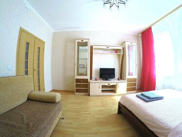 35 м², 1-комнатная квартира 2 300 ₽ в сутки - изображение 91