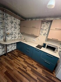 75 м², 3-комнатная квартира 6 490 ₽ в сутки - изображение 2