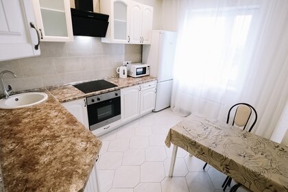 40 м², 1-комнатная квартира 2 500 ₽ в сутки - изображение 30