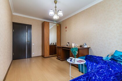 70 м², 2-комнатная квартира 3 500 ₽ в сутки - изображение 5