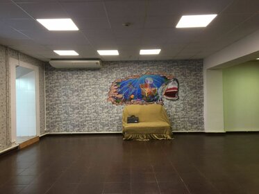 Купить однокомнатную квартиру с высокими потолками в Магнитогорске - изображение 50