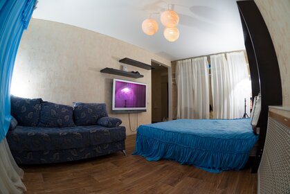 32 м², 1-комнатная квартира 1 400 ₽ в сутки - изображение 48