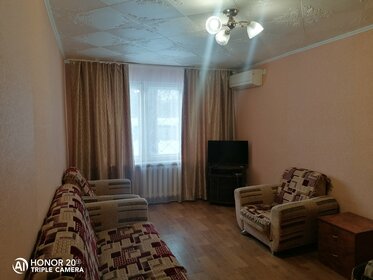 42 м², 2-комнатная квартира 2 100 ₽ в сутки - изображение 50