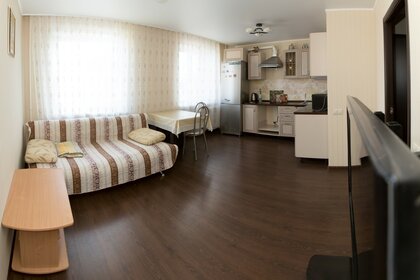 45 м², 2-комнатная квартира 2 200 ₽ в сутки - изображение 84