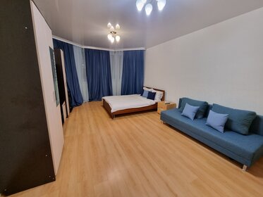 53 м², 2-комнатная квартира 2 000 ₽ в сутки - изображение 87
