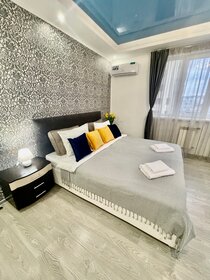 49 м², 2-комнатная квартира 3 400 ₽ в сутки - изображение 126