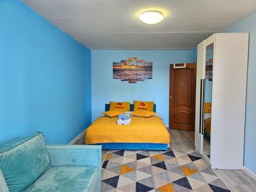 35 м², 1-комнатная квартира 2 500 ₽ в сутки - изображение 90