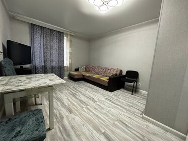 50 м², 2-комнатная квартира 4 299 ₽ в сутки - изображение 18