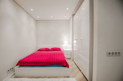 40 м², квартира-студия 1 800 ₽ в сутки - изображение 32