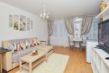 55 м², 3-комнатная квартира 6 790 ₽ в сутки - изображение 92