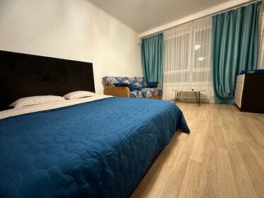 42 м², 1-комнатная квартира 2 500 ₽ в сутки - изображение 42