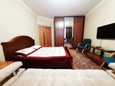 36 м², 1-комнатная квартира 2 300 ₽ в сутки - изображение 40