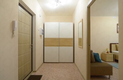 48 м², 1-комнатная квартира 2 800 ₽ в сутки - изображение 61