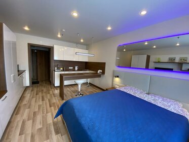 28 м², квартира-студия 3 200 ₽ в сутки - изображение 102