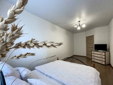 40 м², квартира-студия 2 600 ₽ в сутки - изображение 73