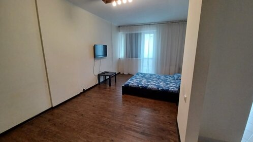 45 м², 1-комнатная квартира 2 390 ₽ в сутки - изображение 44