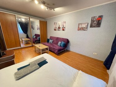 35 м², 1-комнатная квартира 2 400 ₽ в сутки - изображение 8