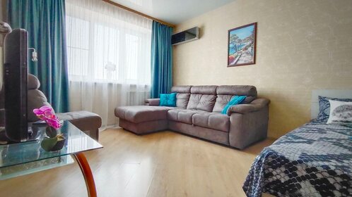 50 м², 2-комнатная квартира 2 600 ₽ в сутки - изображение 72