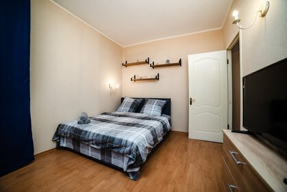 35 м², 1-комнатная квартира 2 500 ₽ в сутки - изображение 71