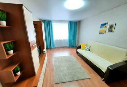 47 м², 2-комнатная квартира 1 200 ₽ в сутки - изображение 34