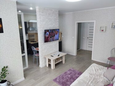 35 м², 1-комнатная квартира 2 500 ₽ в сутки - изображение 80