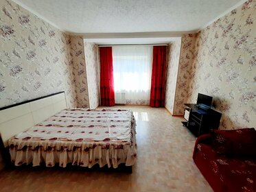 40 м², 1-комнатная квартира 2 400 ₽ в сутки - изображение 39