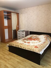 57 м², 2-комнатная квартира 2 500 ₽ в сутки - изображение 62