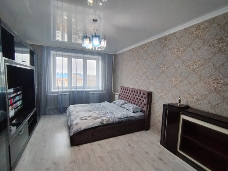 48 м², 1-комнатная квартира 1 800 ₽ в сутки - изображение 1