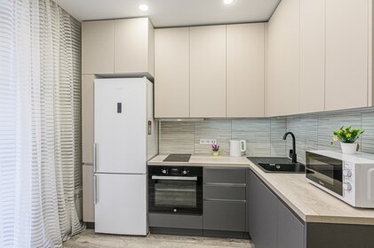 38 м², 1-комнатная квартира 1 800 ₽ в сутки - изображение 65