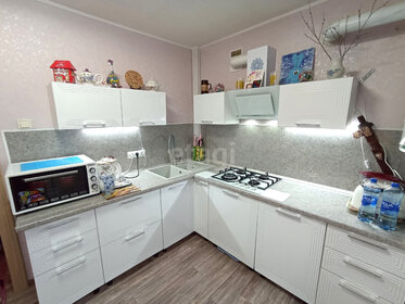 Купить двухкомнатную квартиру с лоджией на улице Новосёлов в Рязани - изображение 47