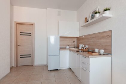 60 м², 2-комнатная квартира 2 800 ₽ в сутки - изображение 59