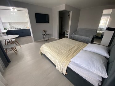 32 м², 1-комнатная квартира 1 800 ₽ в сутки - изображение 35