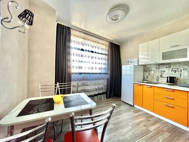 64 м², 3-комнатная квартира 3 500 ₽ в сутки - изображение 98