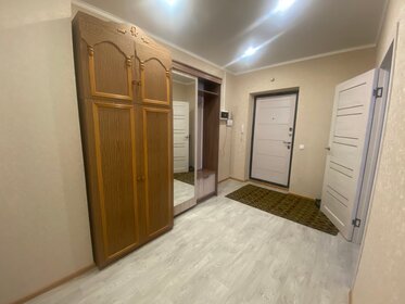 40 м², 1-комнатная квартира 2 200 ₽ в сутки - изображение 55