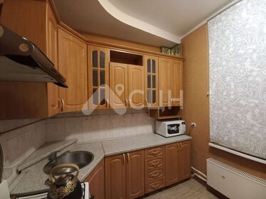 Купить квартиру до 2,5 млн рублей на улице 40 лет Октября в Барнауле - изображение 1