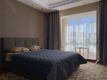 45 м², 1-комнатная квартира 1 800 ₽ в сутки - изображение 76