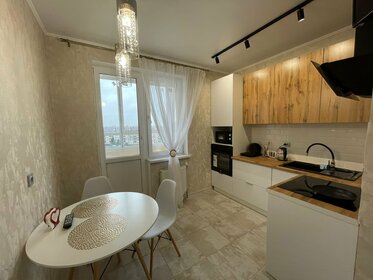 55 м², 1-комнатная квартира 5 500 ₽ в сутки - изображение 73