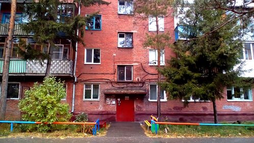 Купить двухкомнатную квартиру до 4 млн рублей в районе Кировский в Перми - изображение 1