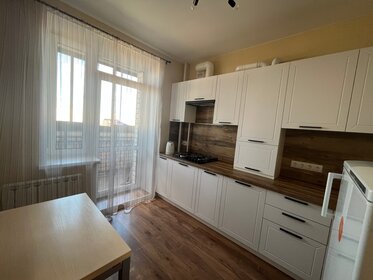 42 м², 1-комнатная квартира 1 900 ₽ в сутки - изображение 63