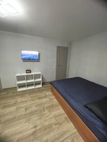 32 м², 1-комнатная квартира 2 300 ₽ в сутки - изображение 82