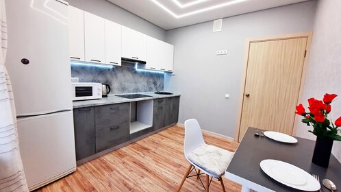 39 м², 1-комнатная квартира 1 500 ₽ в сутки - изображение 32