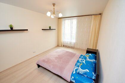 60 м², 2-комнатная квартира 2 500 ₽ в сутки - изображение 47