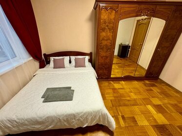 49 м², 2-комнатная квартира 2 800 ₽ в сутки - изображение 56