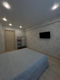 48 м², 3-комнатная квартира 3 000 ₽ в сутки - изображение 55