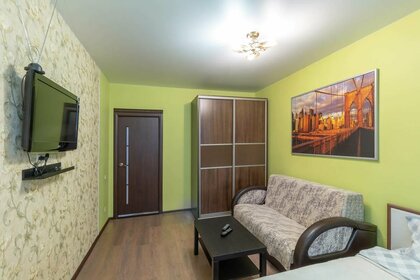 40 м², 1-комнатная квартира 1 900 ₽ в сутки - изображение 73