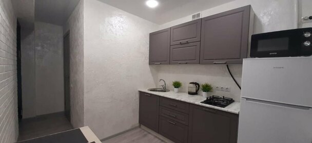 43 м², 2-комнатная квартира 2 250 ₽ в сутки - изображение 94