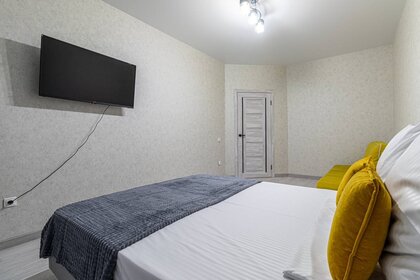 25 м², квартира-студия 1 800 ₽ в сутки - изображение 129