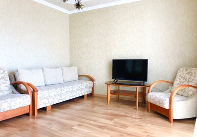 60 м², 2-комнатная квартира 2 700 ₽ в сутки - изображение 84