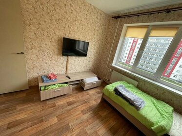 45 м², 1-комнатная квартира 1 700 ₽ в сутки - изображение 54